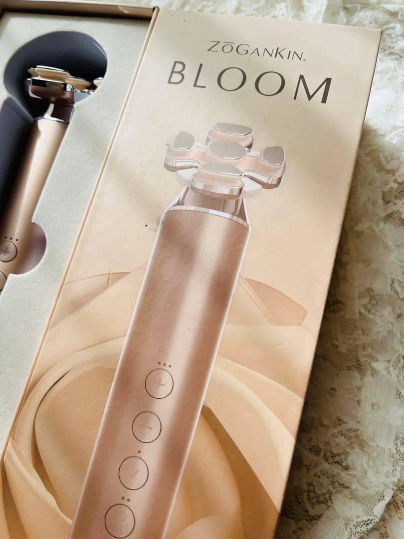 日曜日18時まで！週末セール！美品！ZOGANKINゾーガンキンブルーム 美顔器