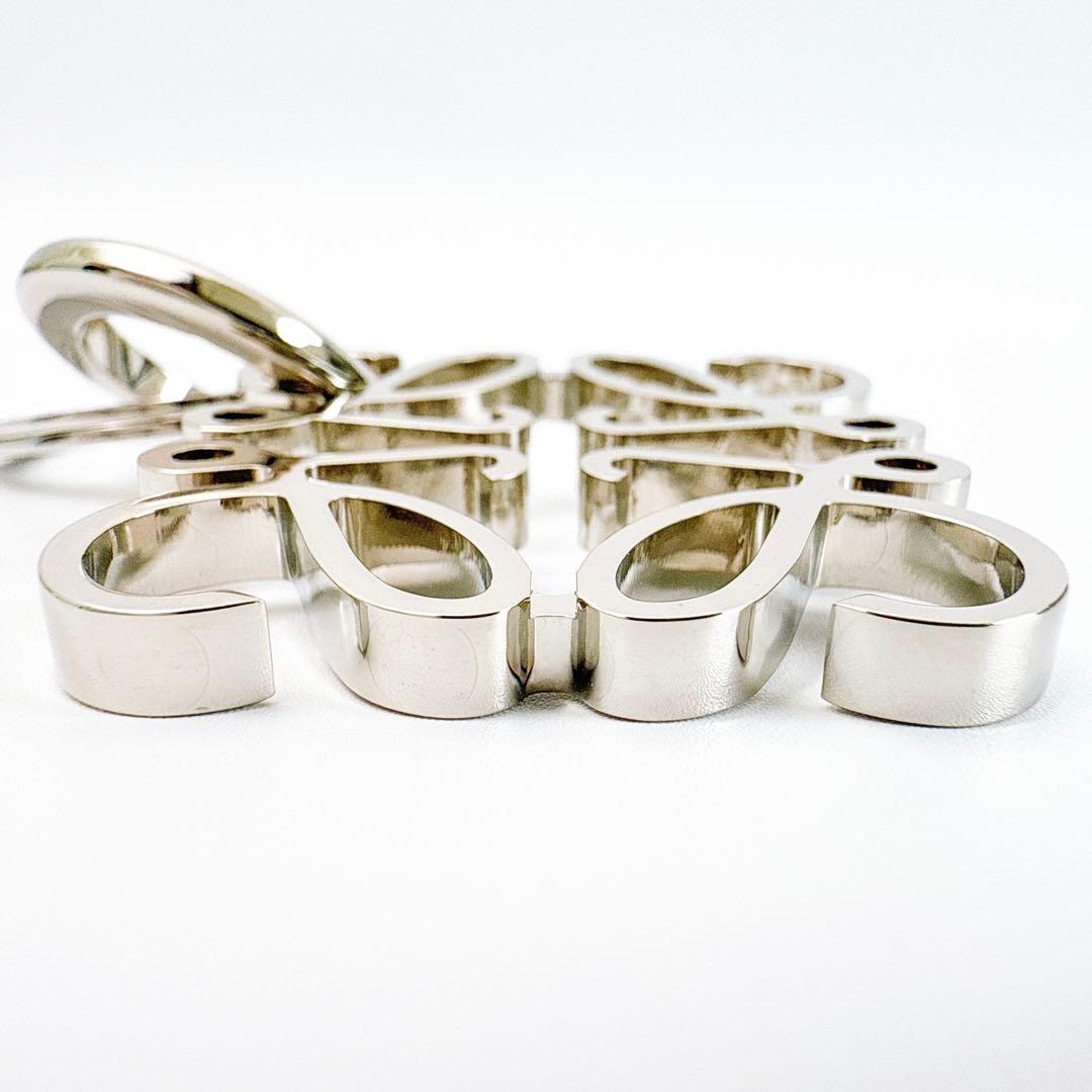 ロエベ アナグラム キーリング キーホルダー バッグチャーム シルバー 未使用品