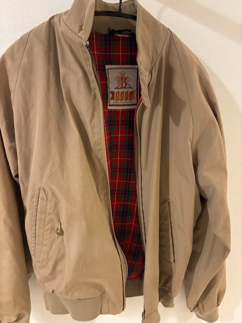 BARACUTA ジャケット