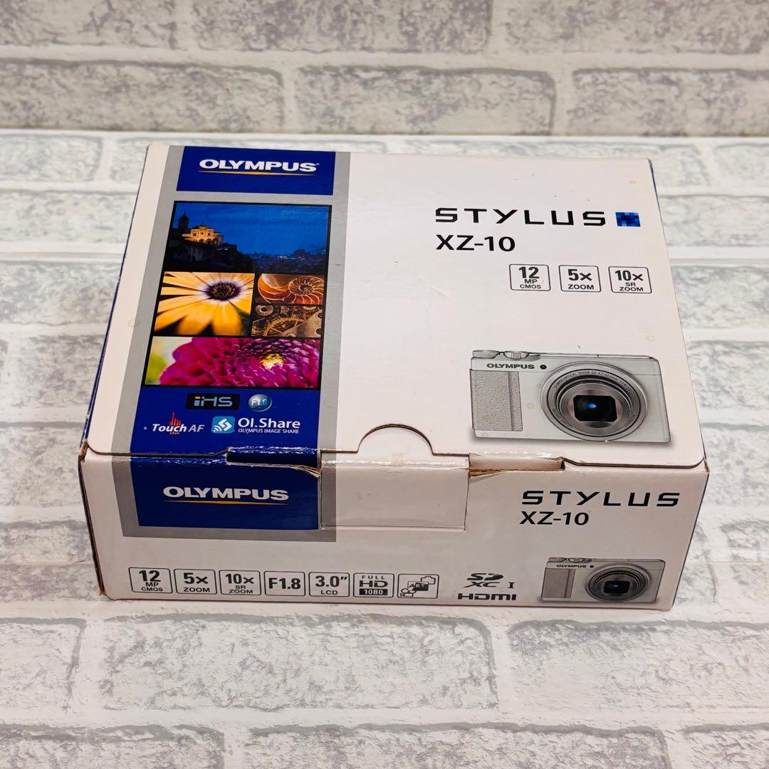 OLYMPUS STYLUS XZ-10 コンデジ　ホワイト　箱付き