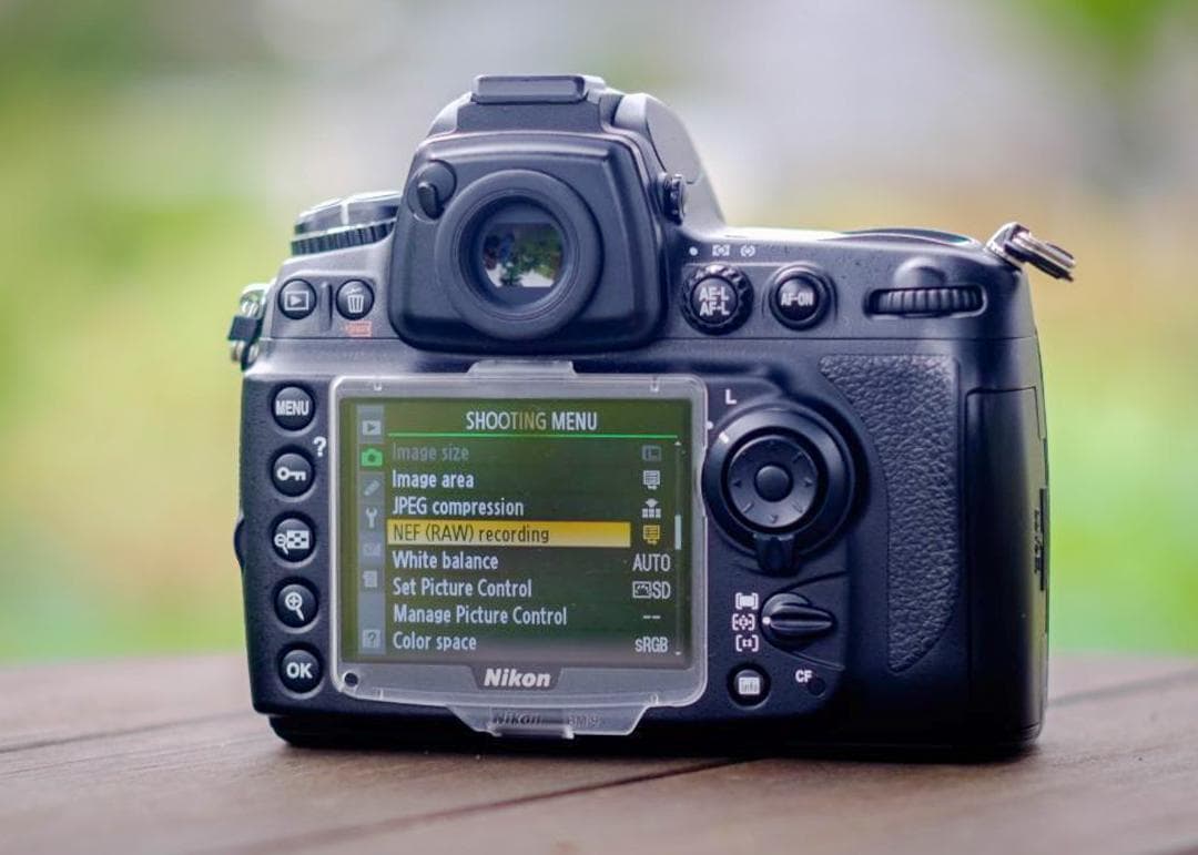 良好な状態 Nikon D700 – シャッター回数 9770回