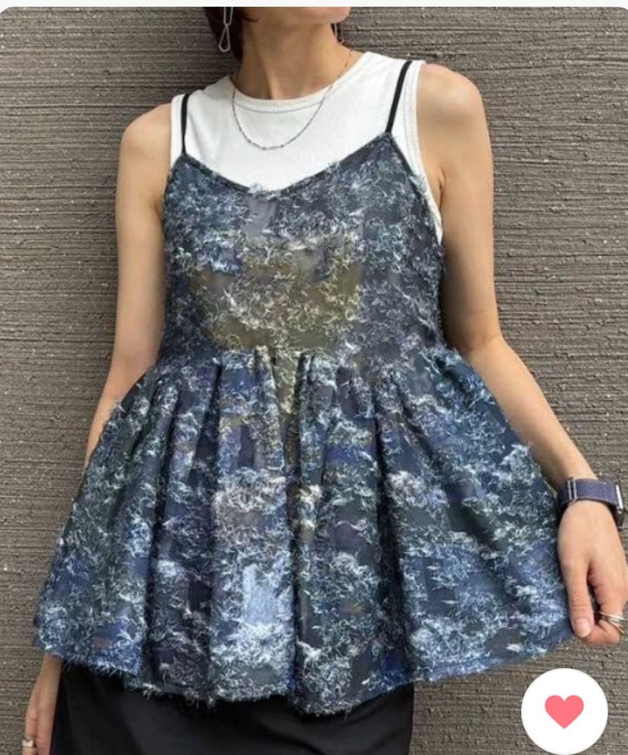 【限定値下げ】MEDI RACHEL FLUFFY ART CAMISOLE