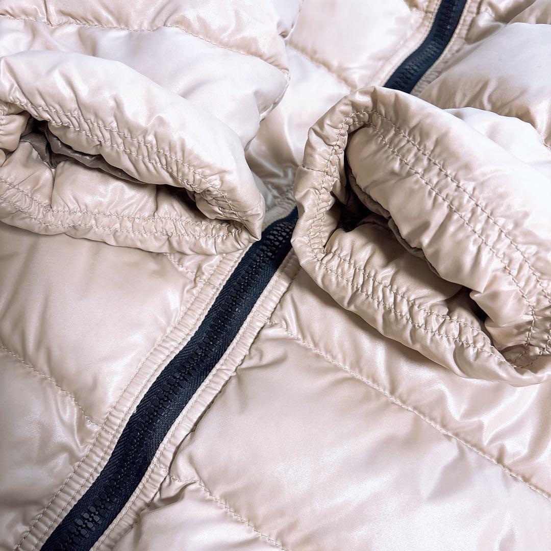 DUVETICA フード付きダウンジャケット ロング　38 ベージュ×カーキ