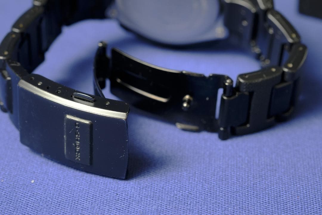 【良品】G-SHOCK AWG-M100SBC 電波ソーラー 黒系(206)