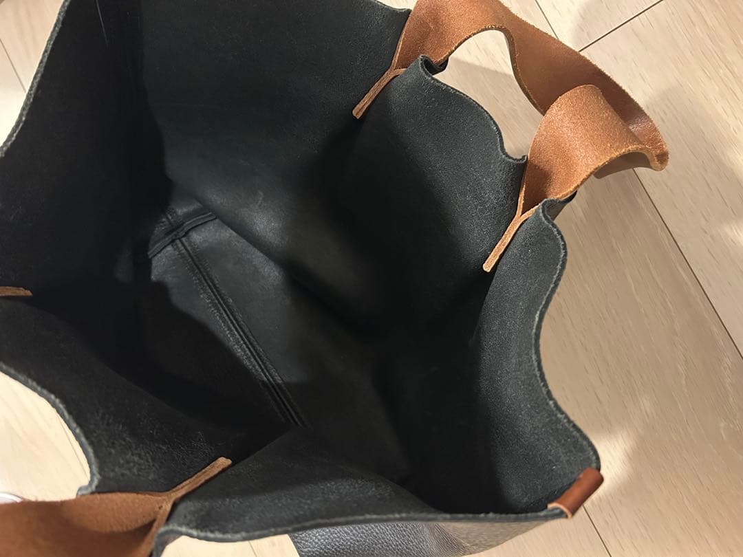 エンダースキーマ　ピアノバッグ　Ｍ　ブラック　トートバッグ　レザー