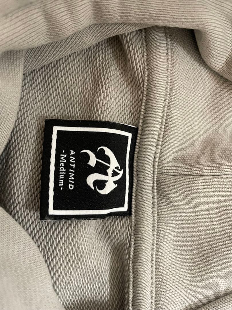 Antimid Mサイズ フード付きパーカー