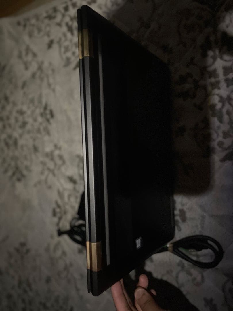 HP SPECTRE X360 4K タッチi7 8th/16GB/RADEON