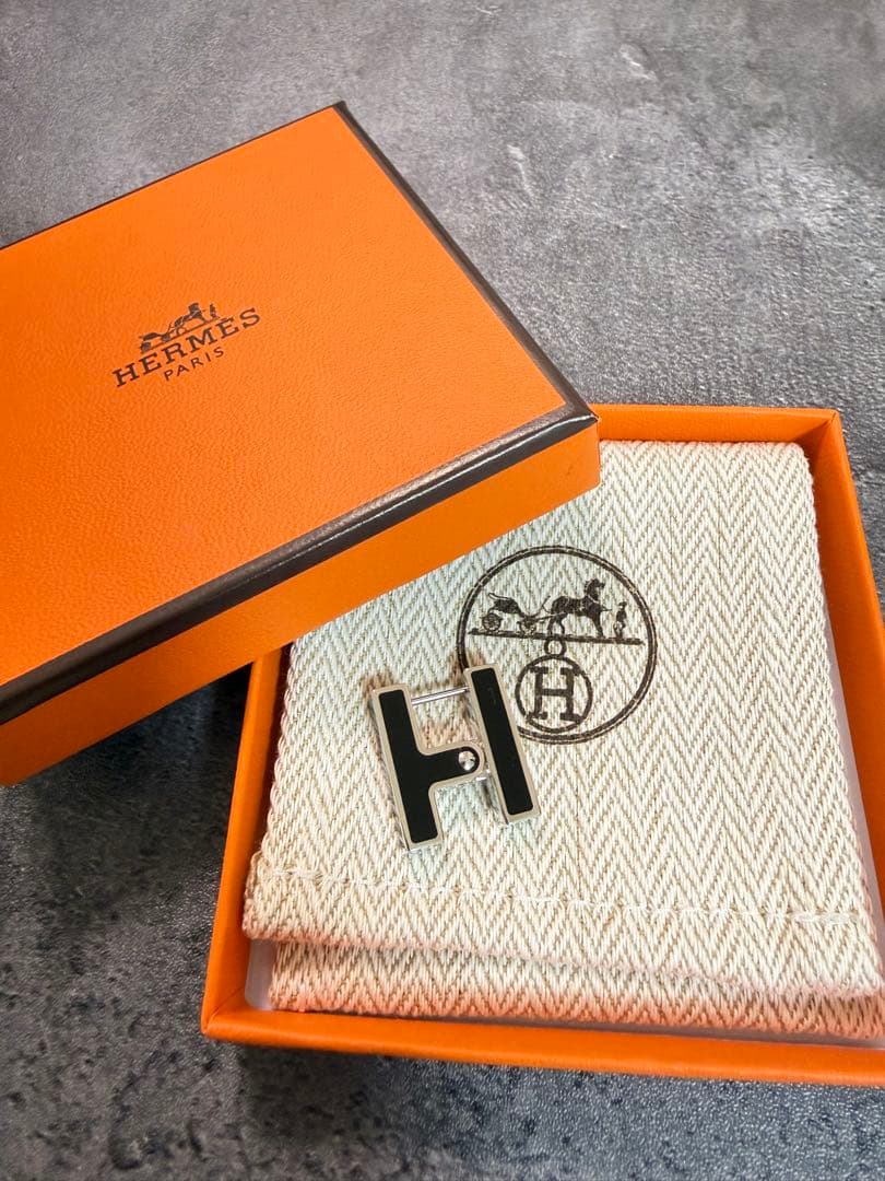 HERMES ハウンドトゥース ピアス(片耳用)
