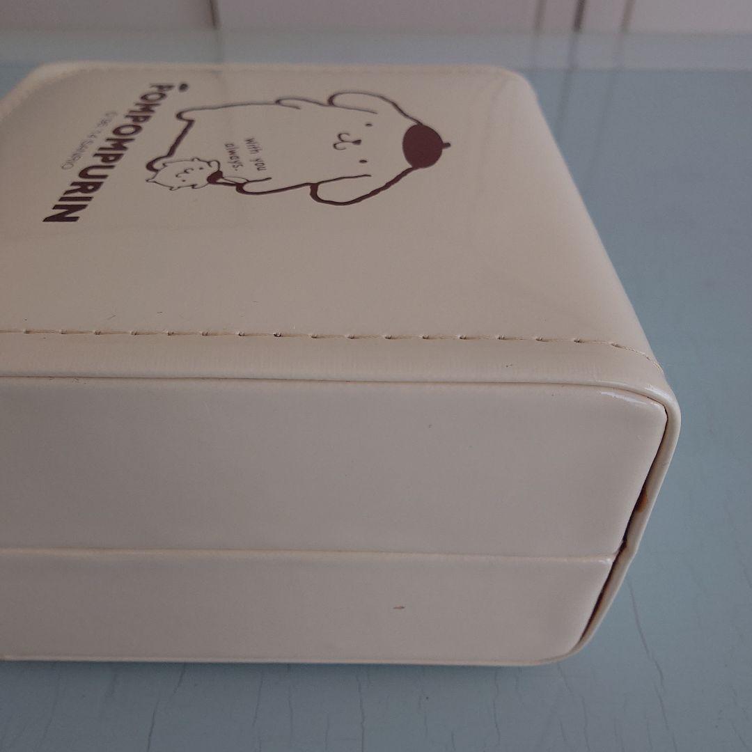 サンリオ　ポムポムプリン腕時計　ダイカット　クォーツ　新品