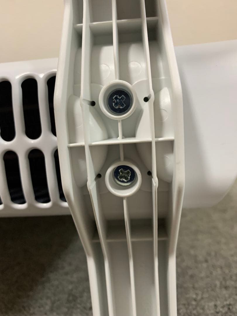 デロンギ　コンベクターヒーター　HXJ60L12-WH 2023年購入