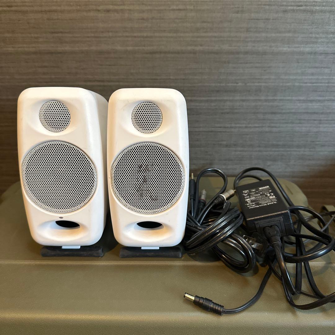 iLoud Micro ホワイトスピーカー (接続ケーブルなし)