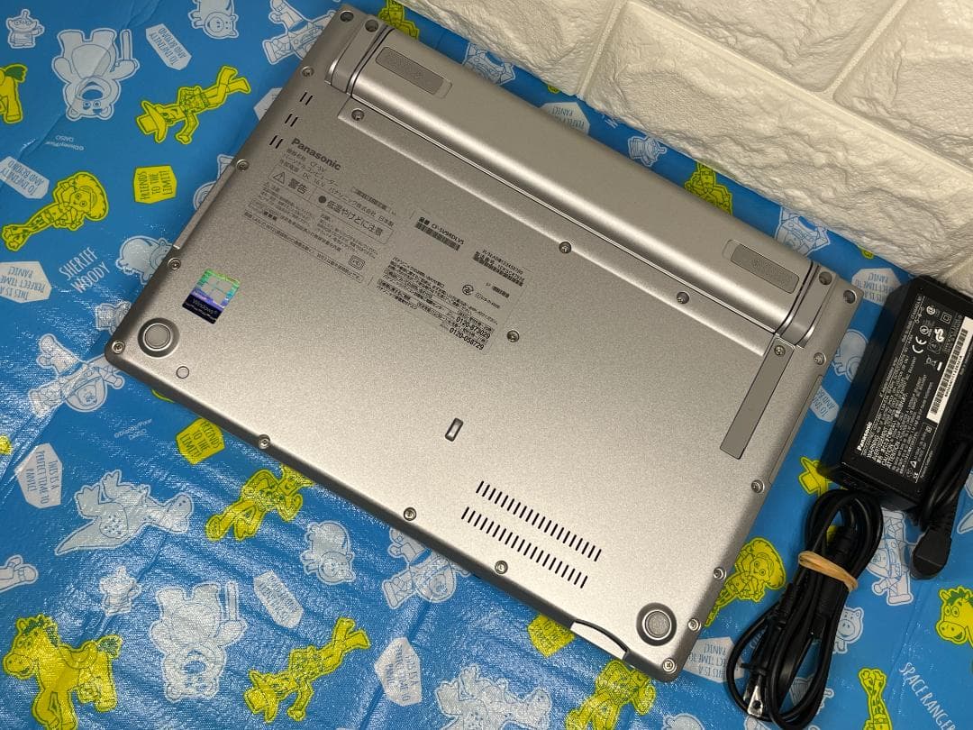 レッツノート 軽量・頑丈 CF-SV9 パナソニック Office2024