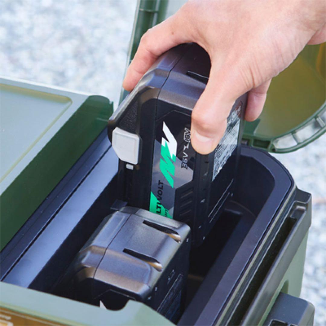 コードレス冷温庫 UL18DB(WM) アグレッシブグリーン バッテリー２個！