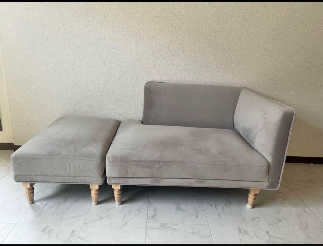 n*す様 ロウヤ LOWYAコンパクトサイズのカウチソファ ベルベット調8/31