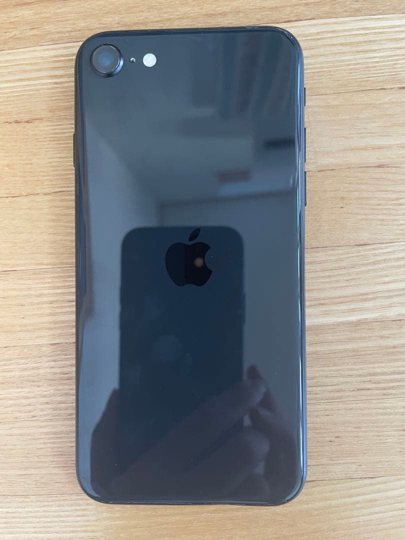 iPhone SE2 64GB ブラック SIMフリー