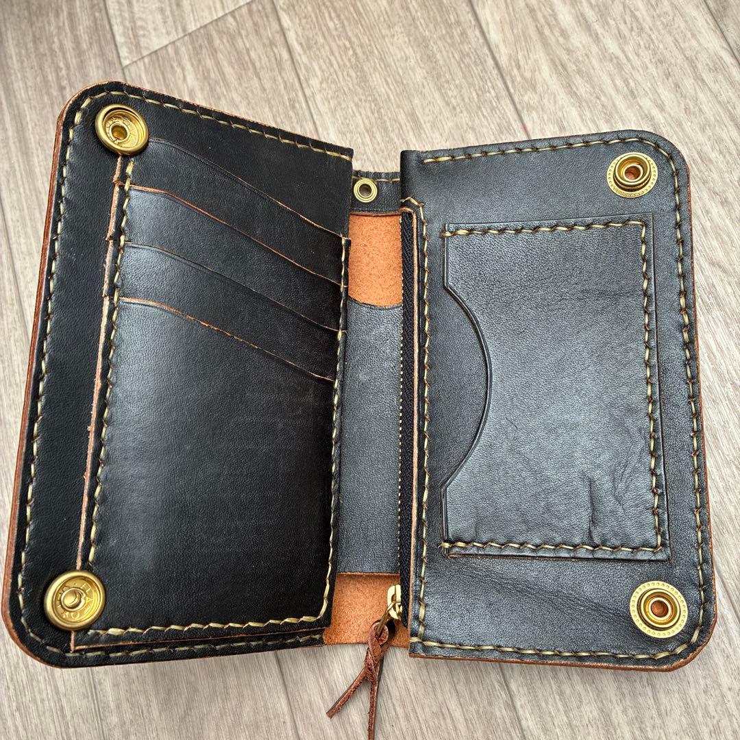 【茶芯ブラック】ミドルトラッカーウォレット　真鍮　お札を折らずに収納