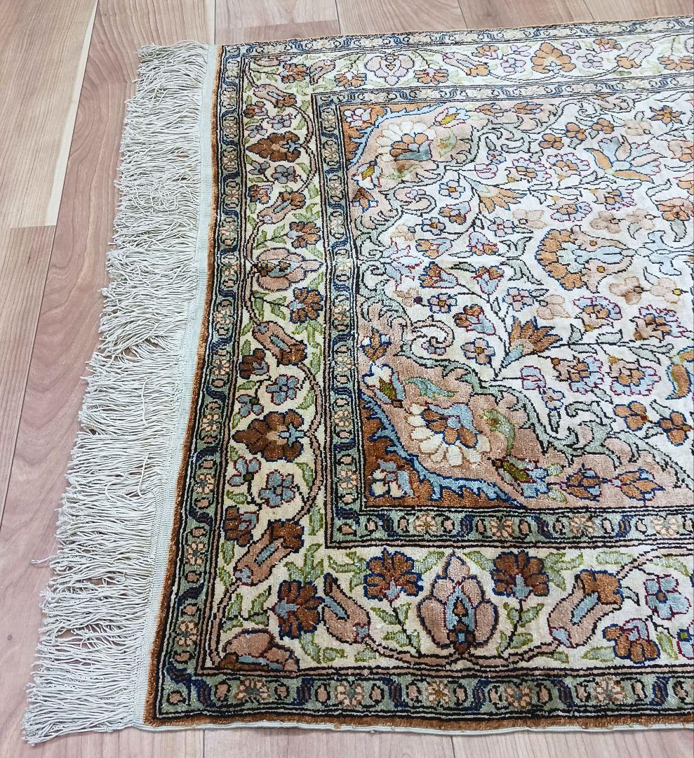 Y3050 トルコ絨毯 カイセリ 手織り72万ノット シルク 128×83㎝