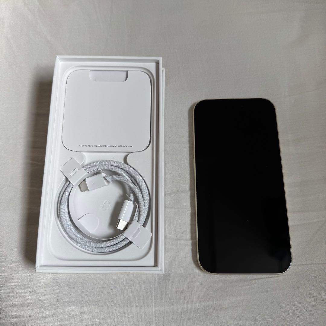 《美品》iphone15 本体 simフリー Apple 128GB イエロー