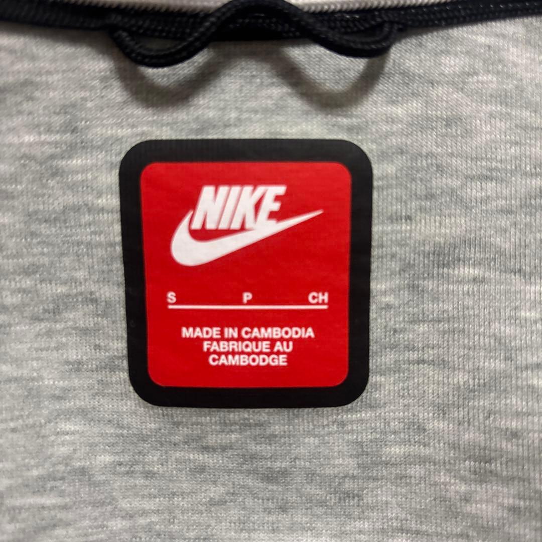 ナイキテックフリース