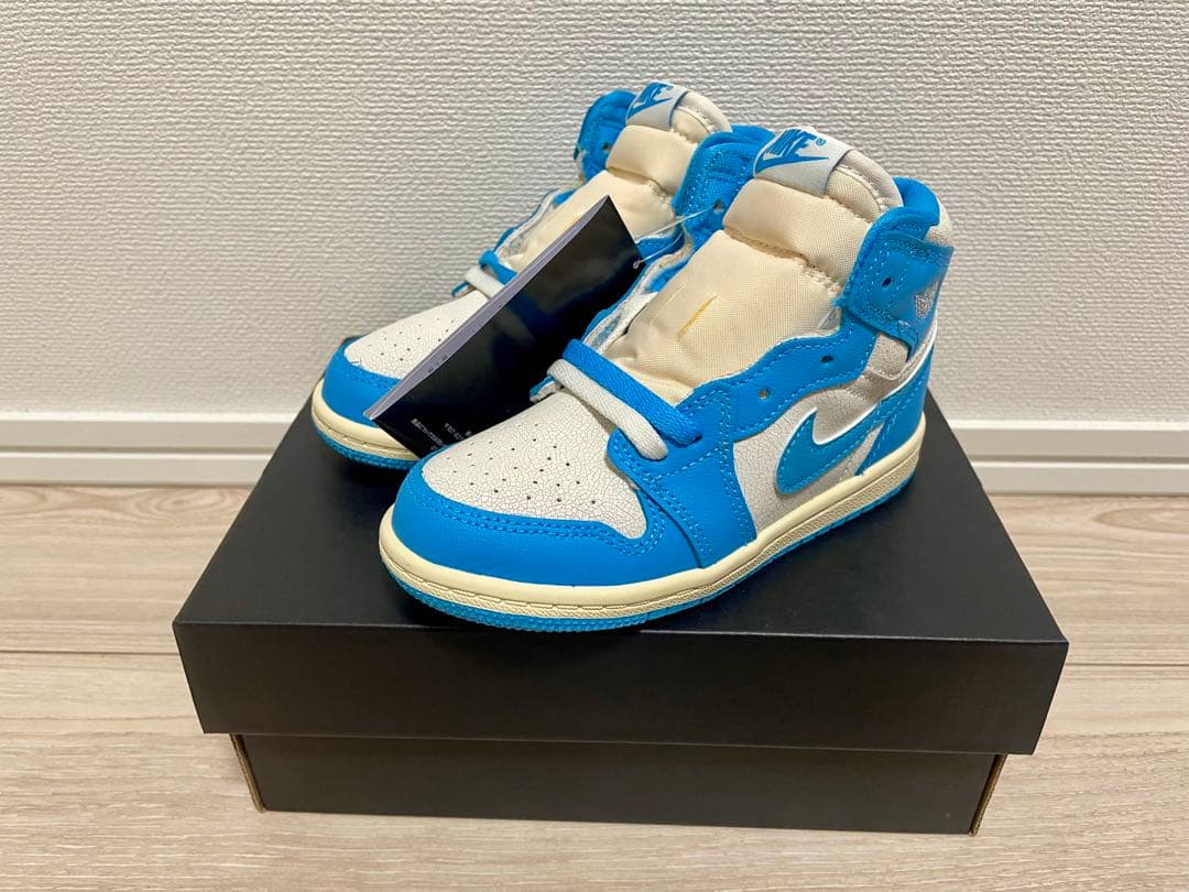 15.0cm 新品 JORDAN 1 RETRO UNC ジョーダン