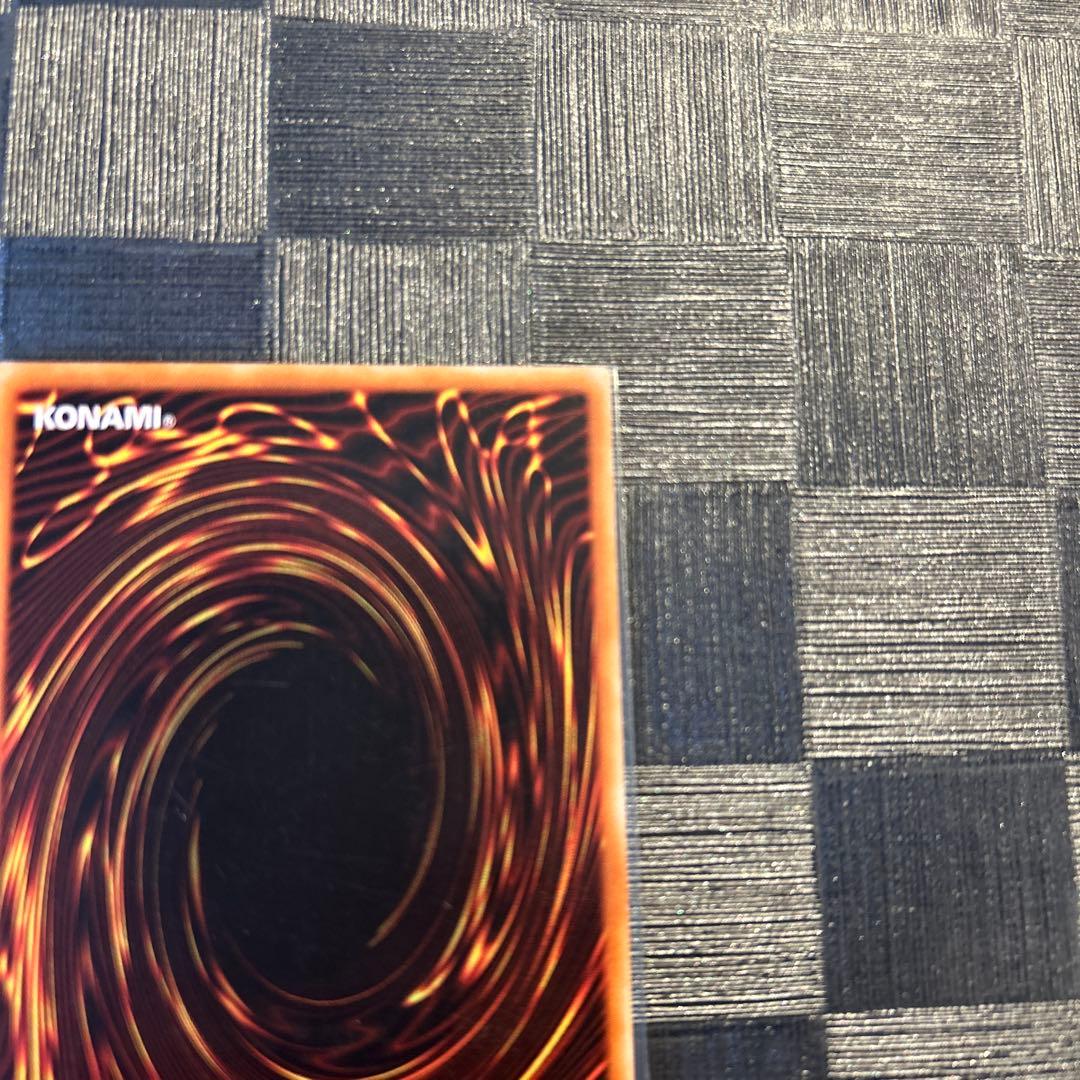 遊戯王 リボルバー・ドラゴン レリーフ 1枚