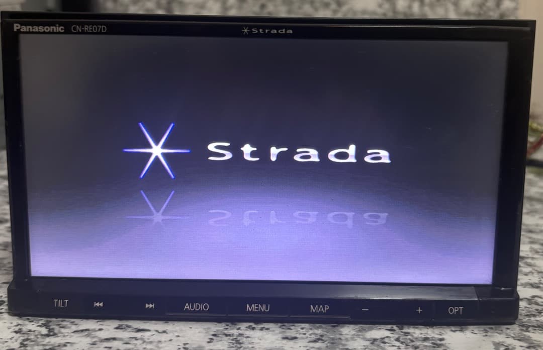 カーナビ Panasonic CN-RE07D