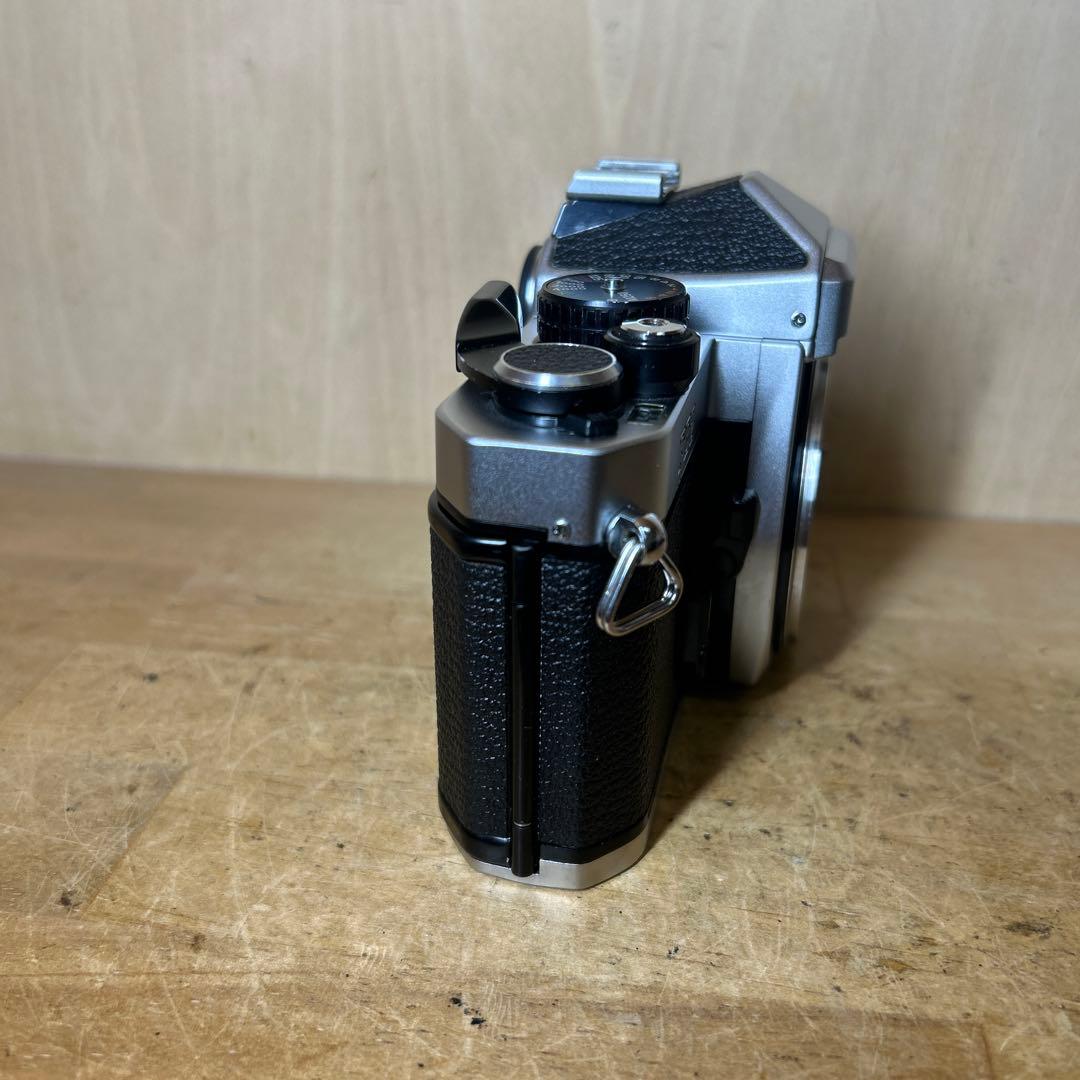 めるみつ　Nikon FE2 シルバーボディー　完動極美品