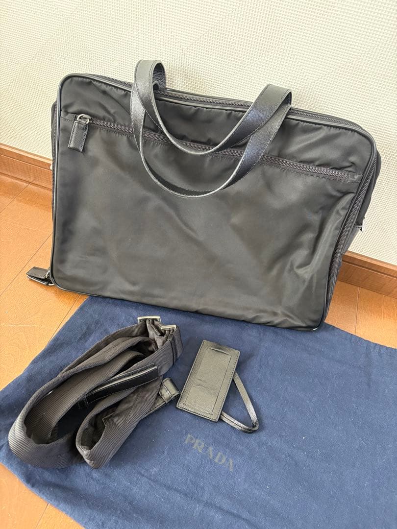 PRADA プラダ ビジネスバッグ ブリーフケース ナイロン 三角ロゴ 黒