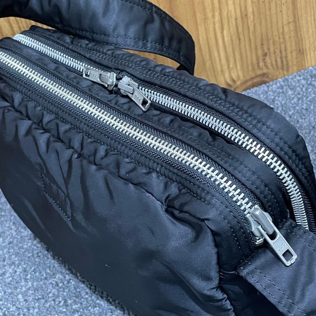 美品 廃盤品✨ PORTER タンカー ２層 ブラック ショルダーバッグ