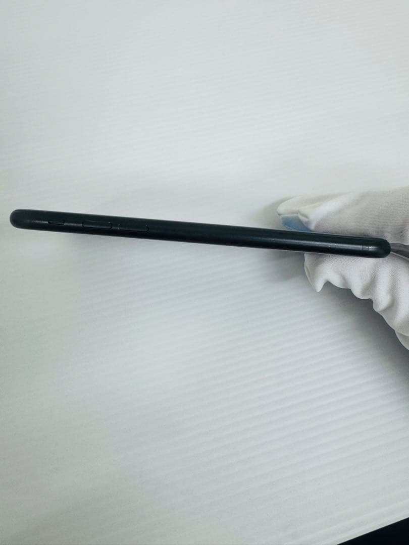 iPhone SE 第2世代 ブラック SIMフリー 128GB