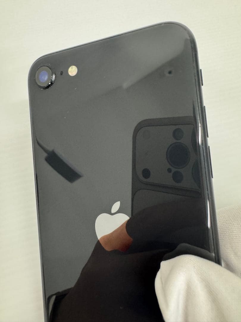 iPhone SE 第2世代 ブラック SIMフリー 128GB