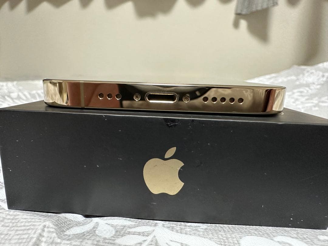 【超美品】iPhone 12 pro ゴールド 256GB 箱付き