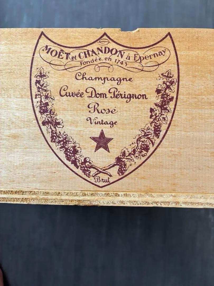 貴重　ロゼ　1988年　ドンペリニョン　空箱3点　外木箱1ドンペリ