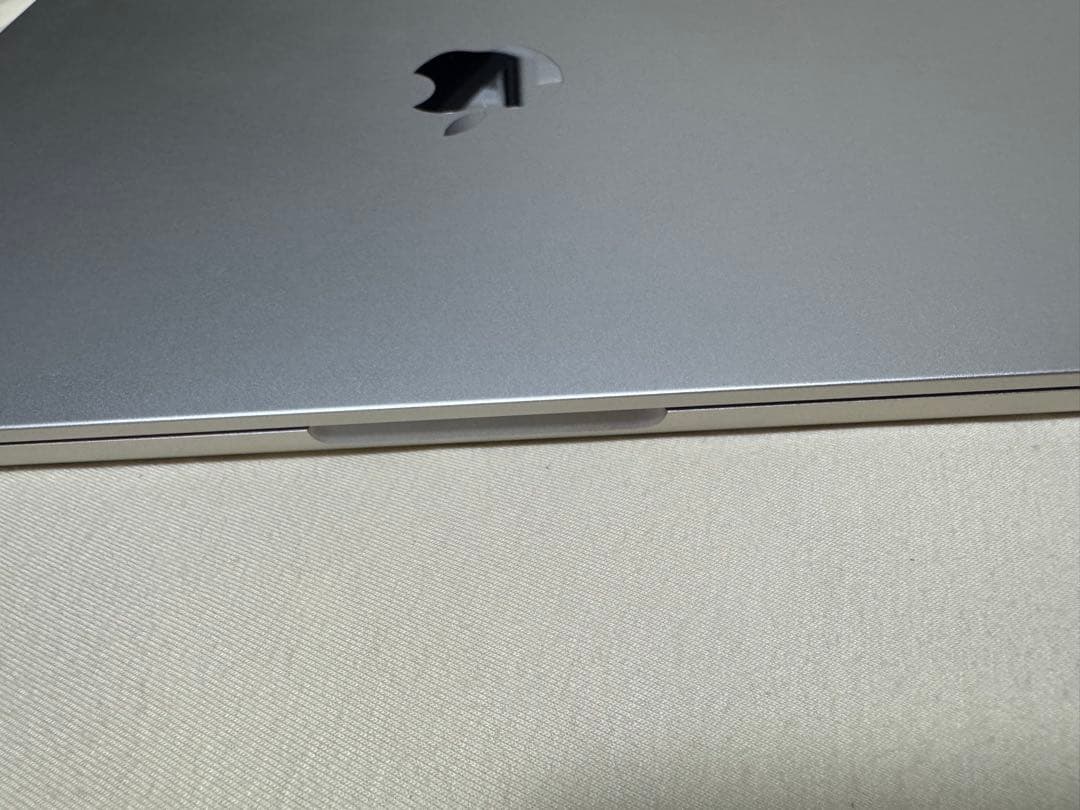 美品Apple MacBook Air M3 16GB 256GB スターライト