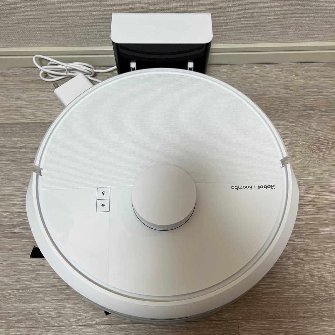 d*n様 iRobot ルンバ　ロボット掃除機