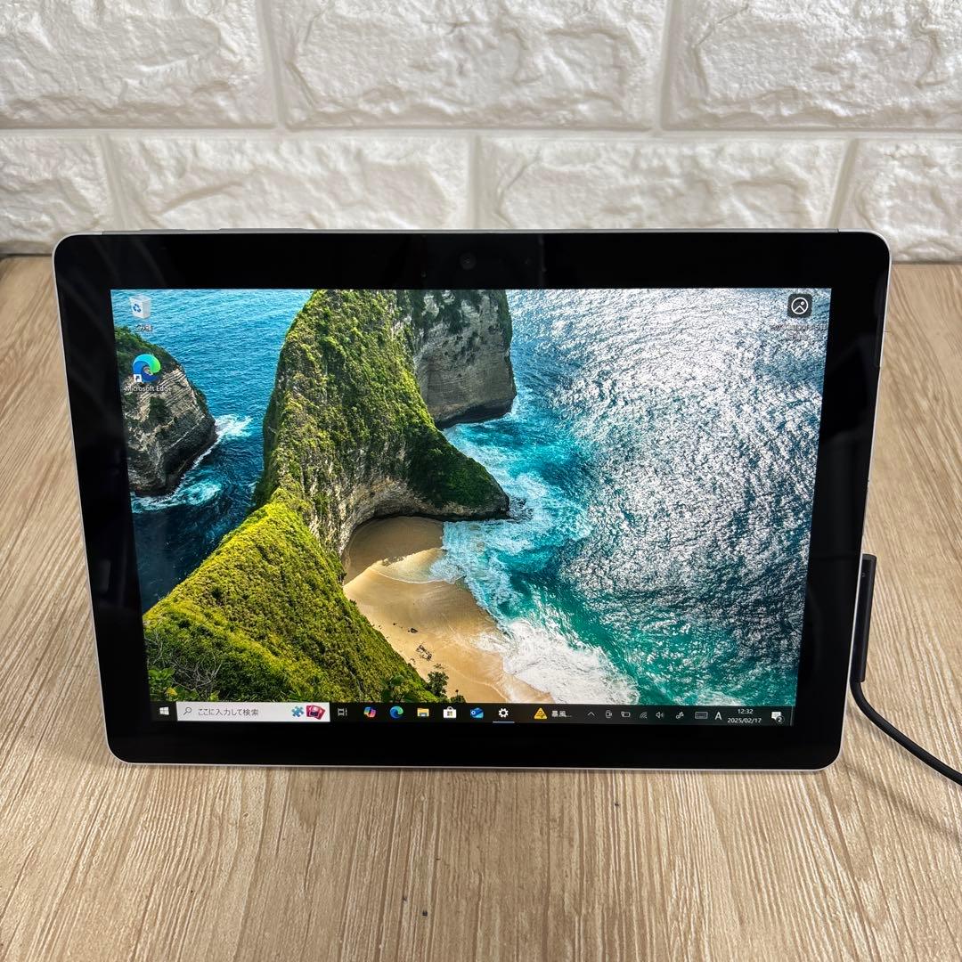 Surface Go 1824 pentium 4415Yメモリ8GB#5257