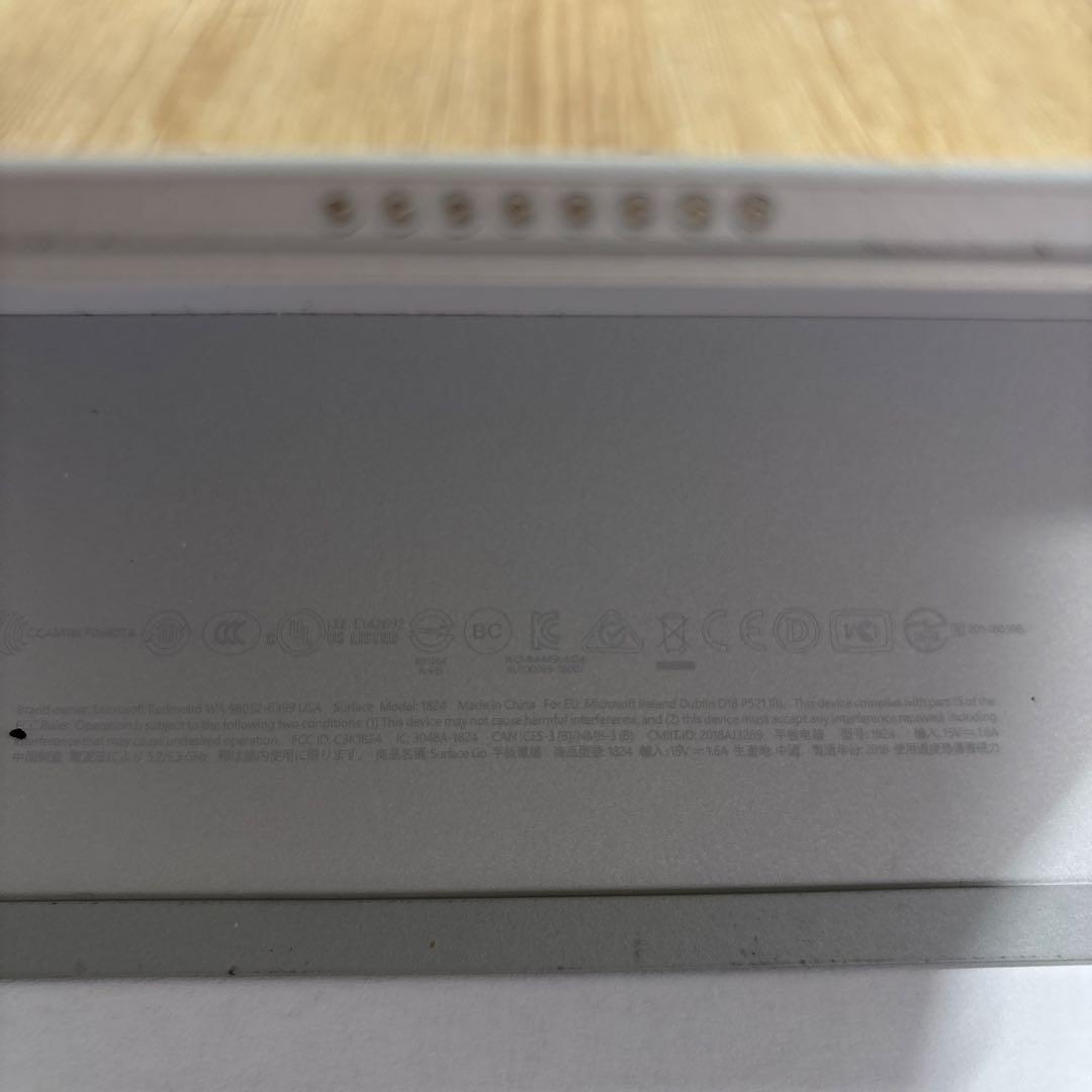 Surface Go 1824 pentium 4415Yメモリ8GB#5257