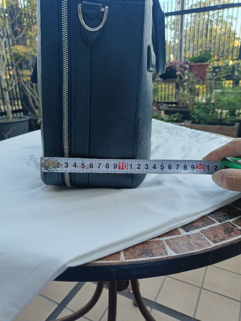 ペッレモルビダ　ブリーフバック　2室タイプ　ネイビー