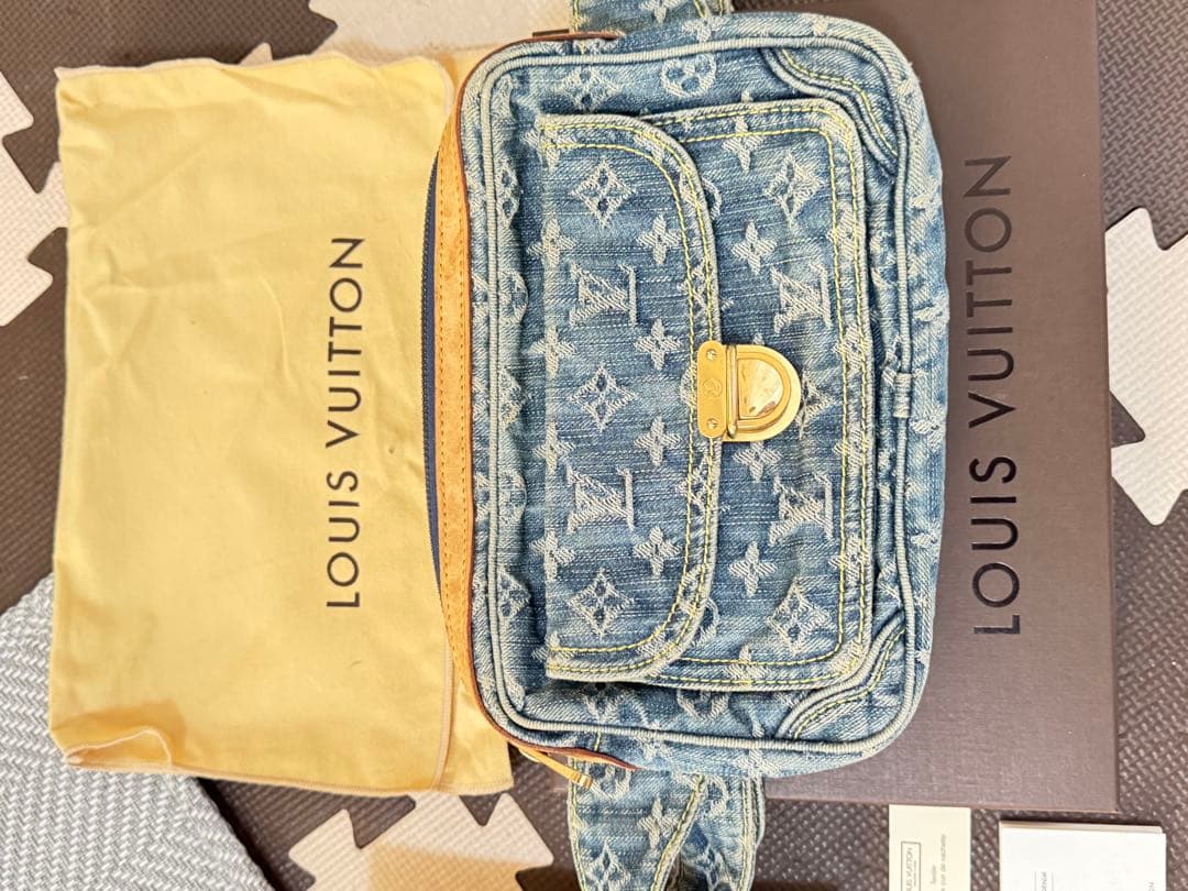 LOUIS VUITTON デニム ボディバッグ