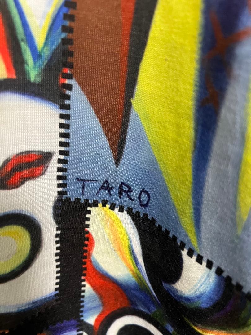 岡本太郎　希少　Tシャツ サイズL 展覧会　全面プリント　限定