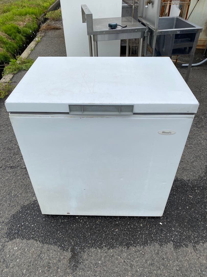 冷凍ストッカー　W800×D600×H880 100V