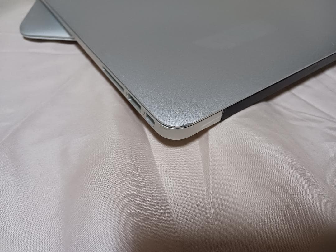 MacBook Air（13-inch, 2017）A1466　充電器付き　＋α