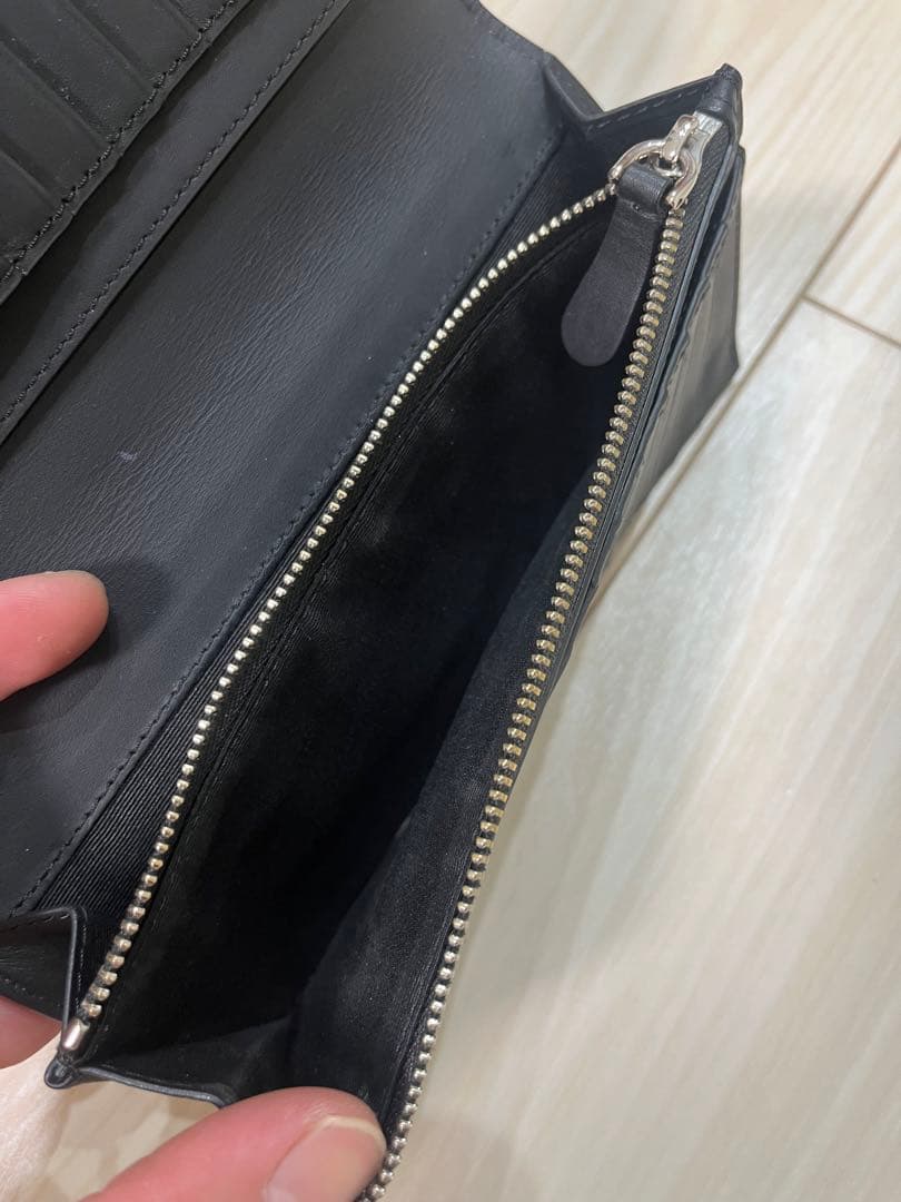 BURBERRY ブラックレザー長財布　値下げしました！