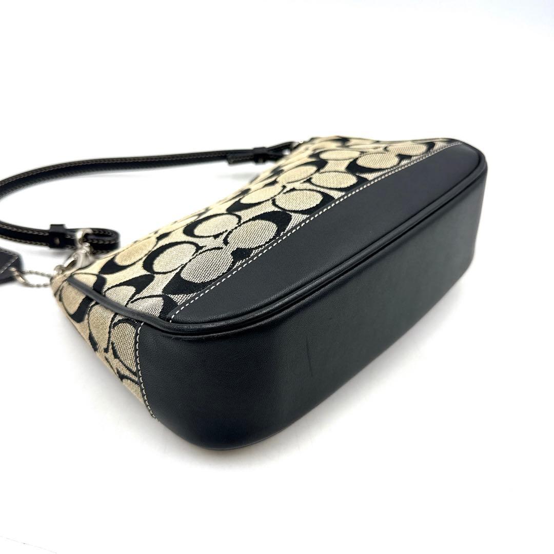 【美品】COACH キャンバス アクセサリーポーチ シグネチャー 保管袋付き