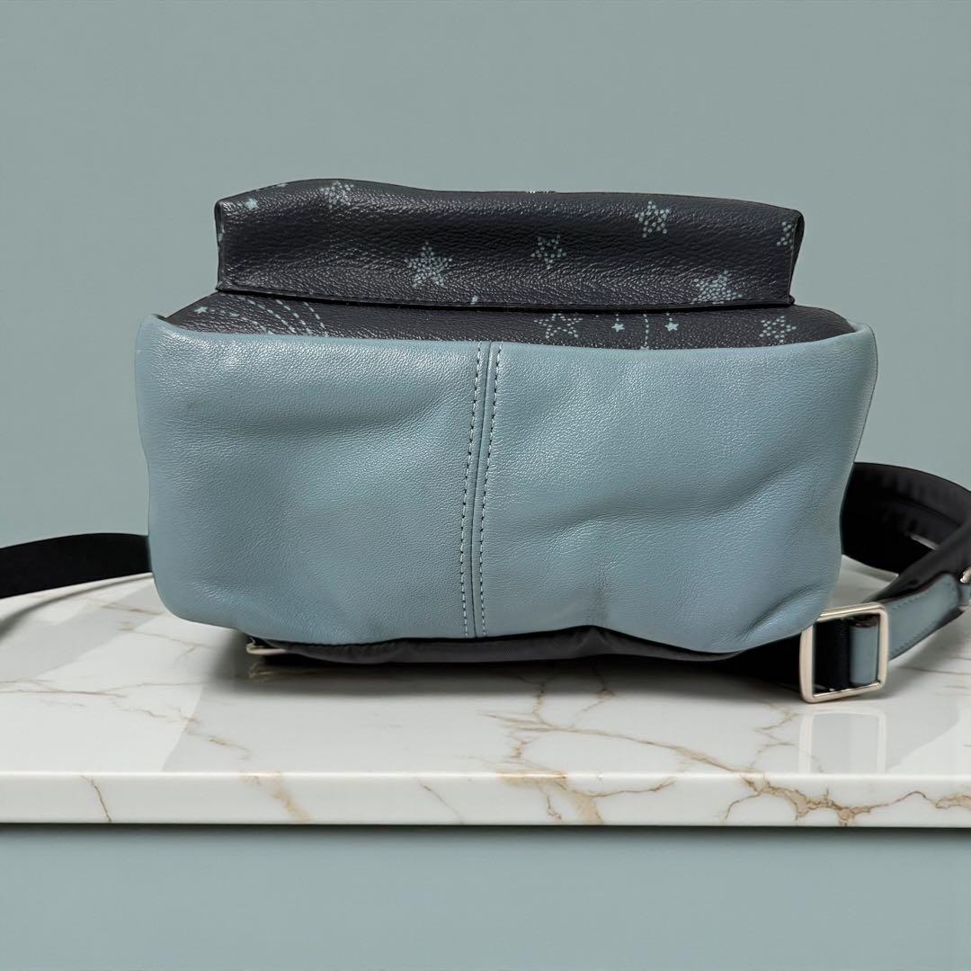 希少✨コーチ リュック ミニチャーリー 星柄 ネイビー レザー バイカラー