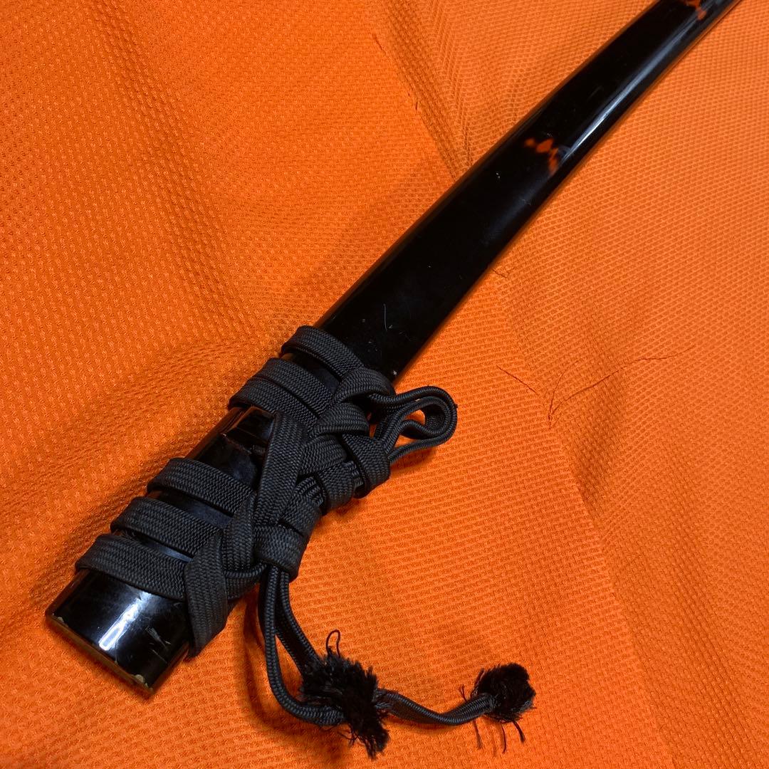 居合刀 黒柄 日出鳥木波図丸鍔 点炎黒呂鞘