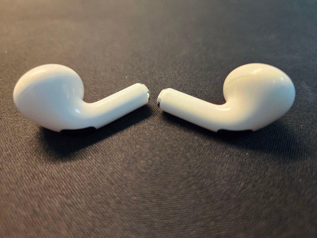 4*i様 AirPods Pro 2 (第2世代) USB-C 本体