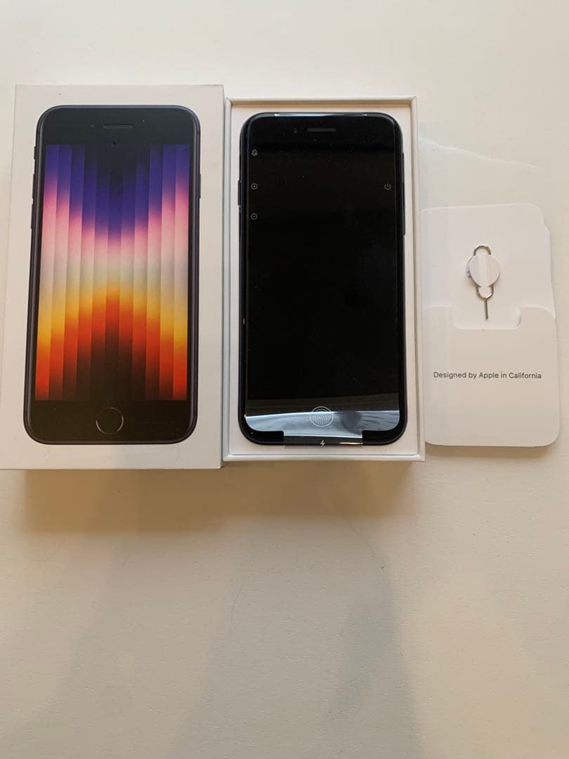 iPhone SE (第3世代) ミッドナイト 64GB A2782