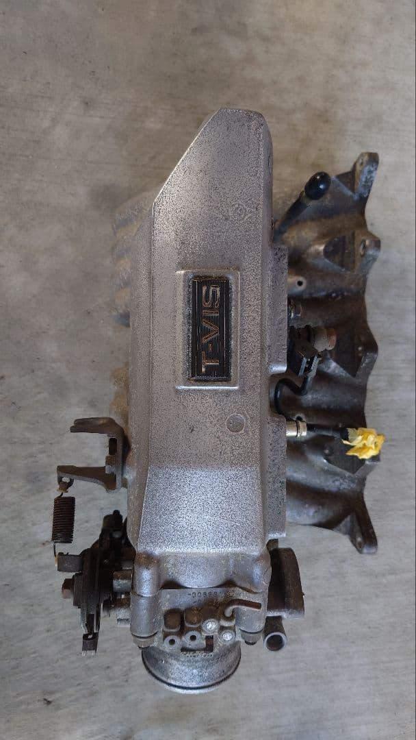 ae86 サージタンクとスロットル（3ヶ月前まで使ってました）