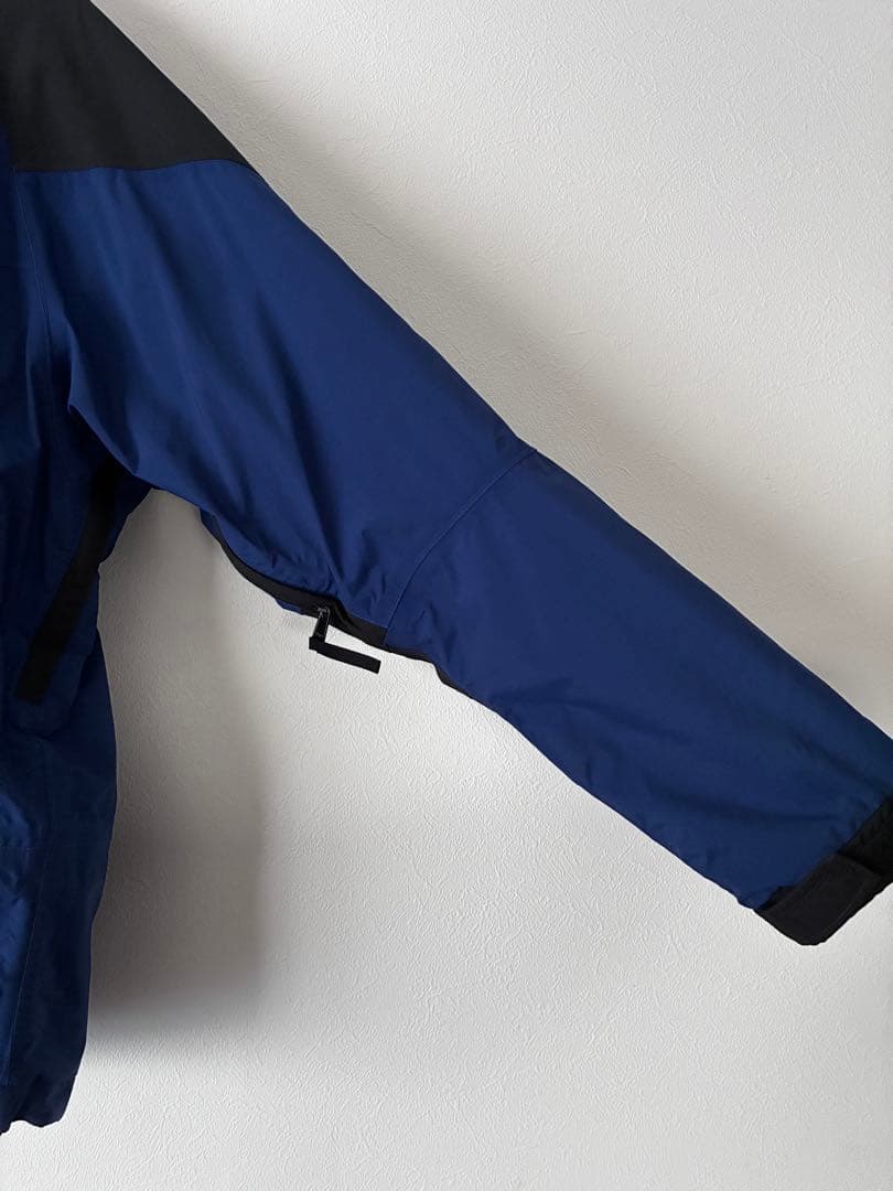 MOUNTAIN HARD WEAR CONDUIT マウンテンパーカー